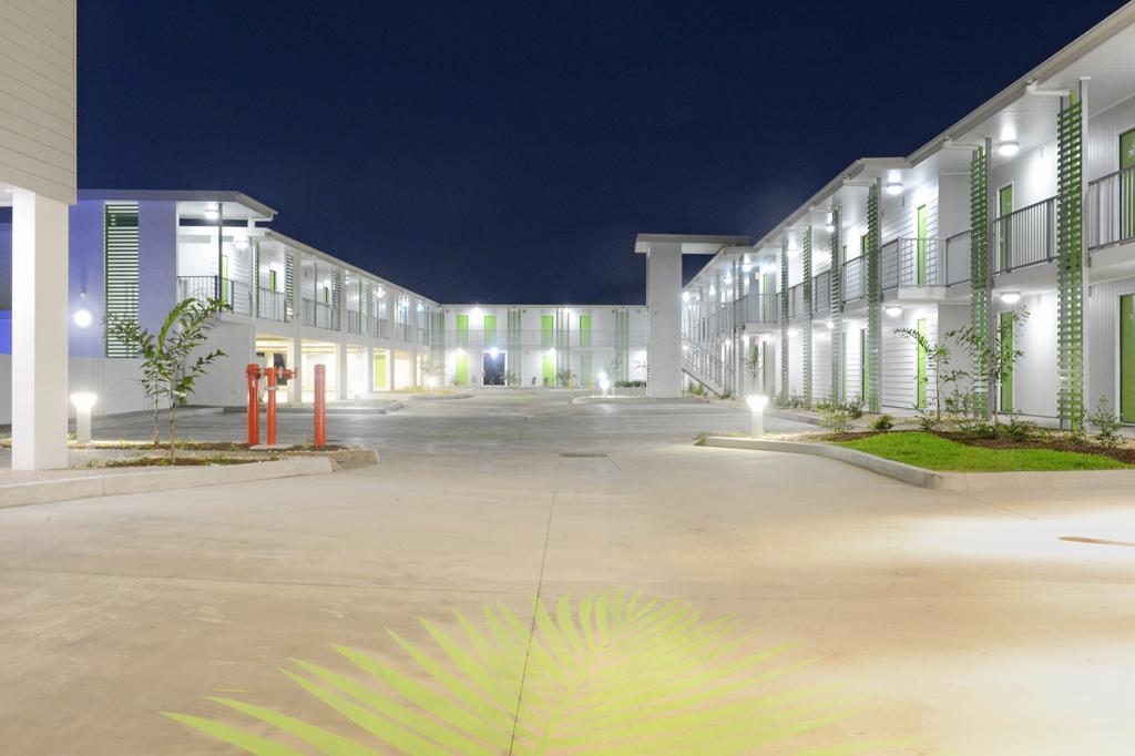 Mackay Oceanside Central Hotel Official Esterno foto