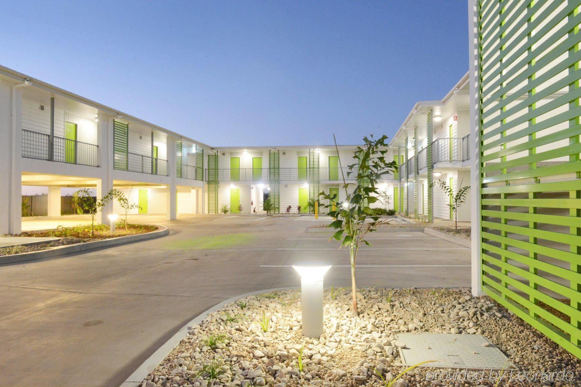 Mackay Oceanside Central Hotel Official Esterno foto