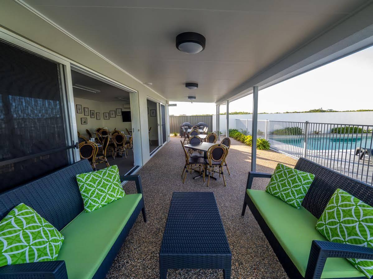 Mackay Oceanside Central Hotel Official Esterno foto